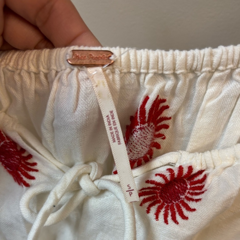 Free People Emory Embroidered Midi Dress‎ Ivory White Red Resort Beach NWT Small - Picture 9 of 10